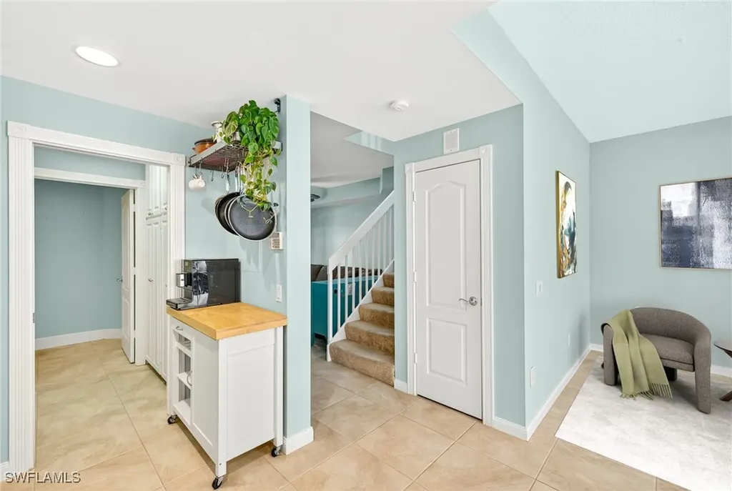6096 Towncenter Circle Naples FL 34119