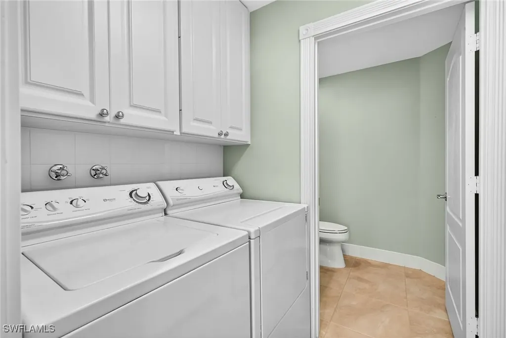 6096 Towncenter Circle Naples FL 34119