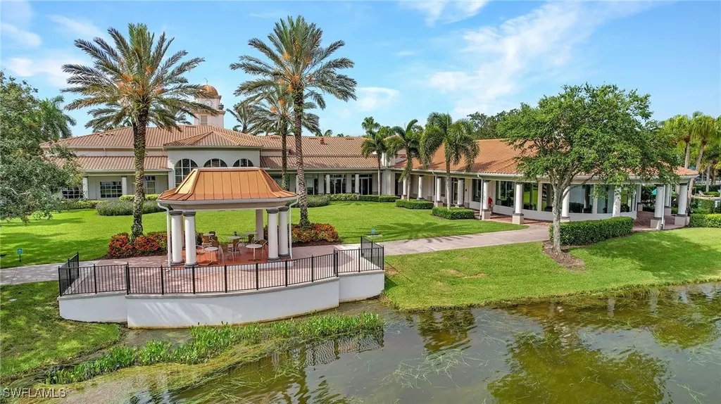 6096 Towncenter Circle Naples FL 34119
