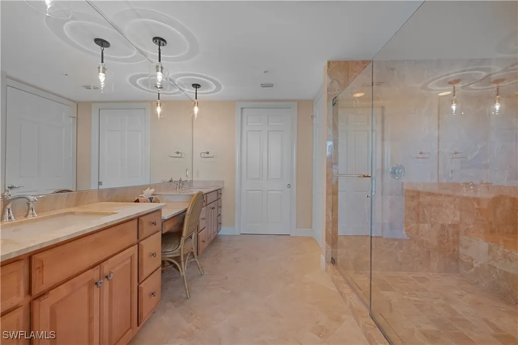 275 Indies Way Naples FL 34110