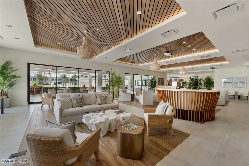 275 Indies Way Naples FL 34110