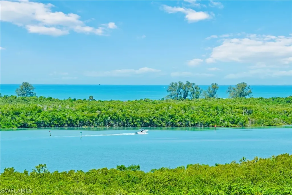 275 Indies Way Naples FL 34110