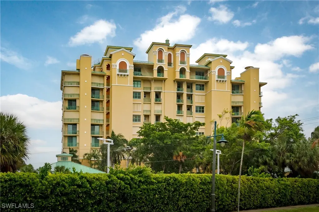 1079 Bald Eagle Drive Marco Island FL 34145