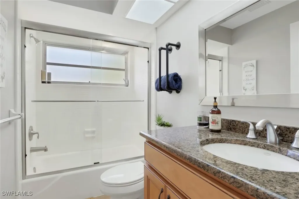 687 Cypress Way E Naples FL 34110