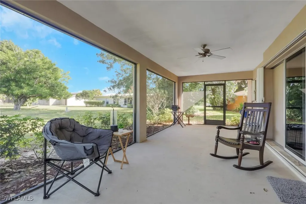 687 Cypress Way E Naples FL 34110