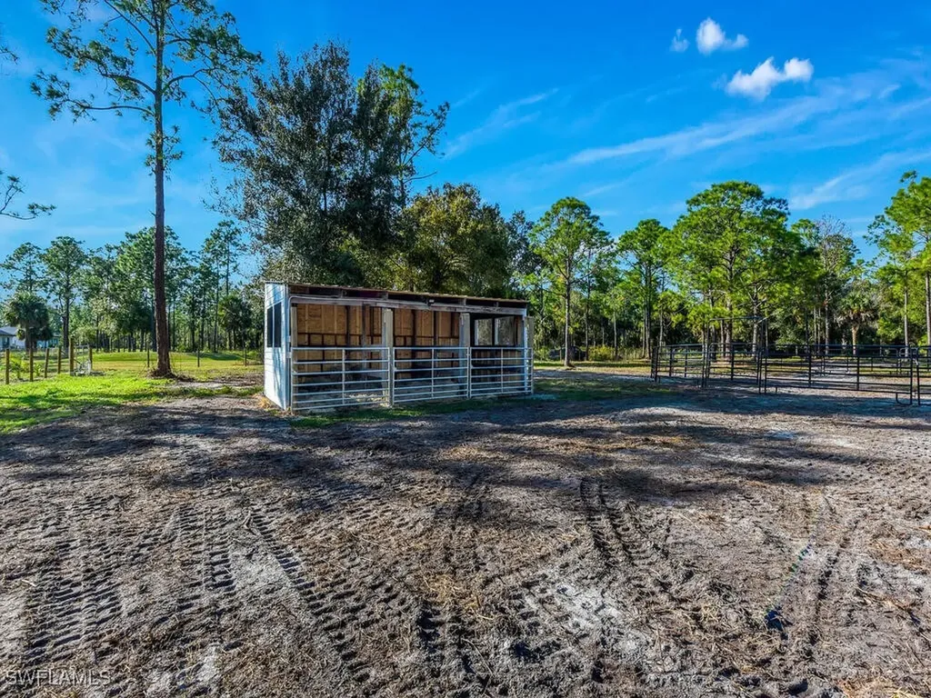 4459 47th Avenue NE Naples FL 34120