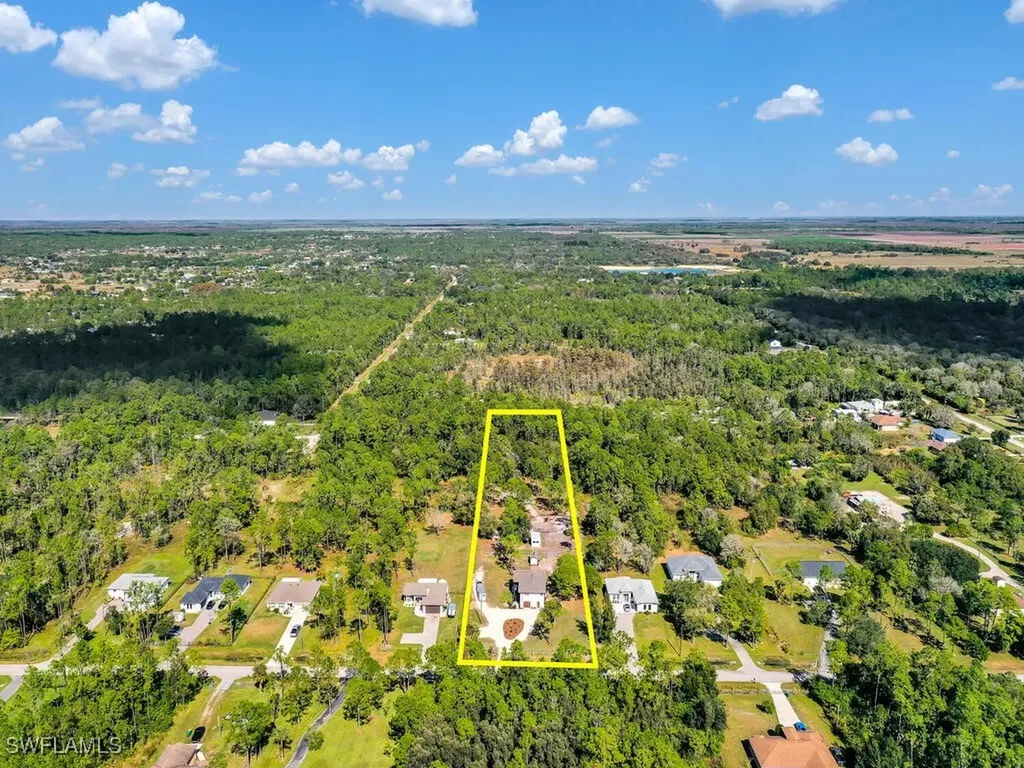 4459 47th Avenue NE Naples FL 34120