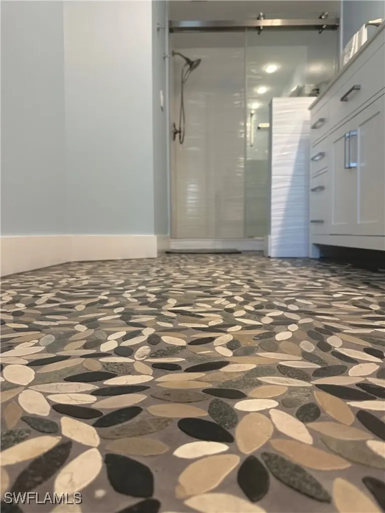 9828 Luna Circle Naples FL 34109
