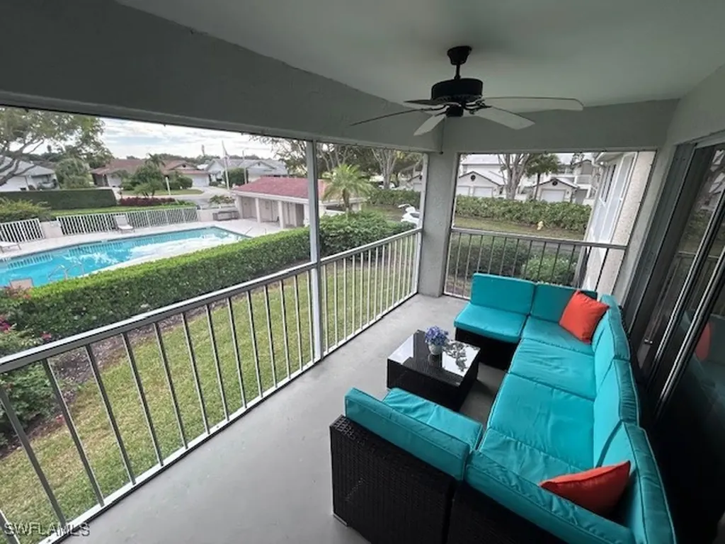 9828 Luna Circle Naples FL 34109
