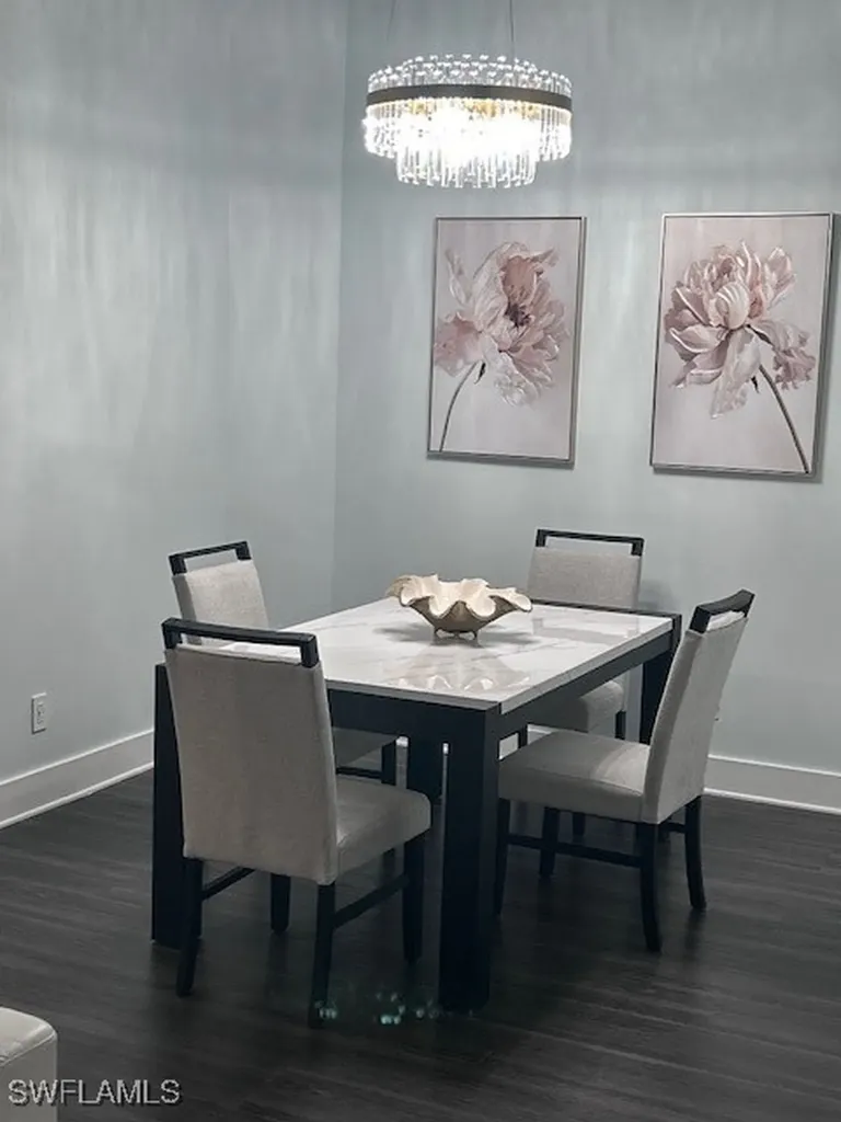 9828 Luna Circle Naples FL 34109