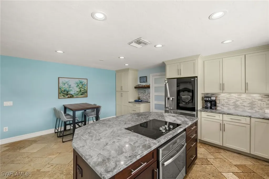 1236 Lamplighter Court Marco Island FL 34145