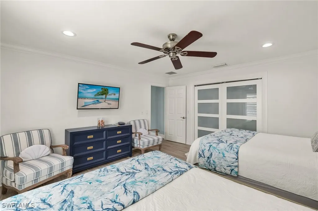 1236 Lamplighter Court Marco Island FL 34145