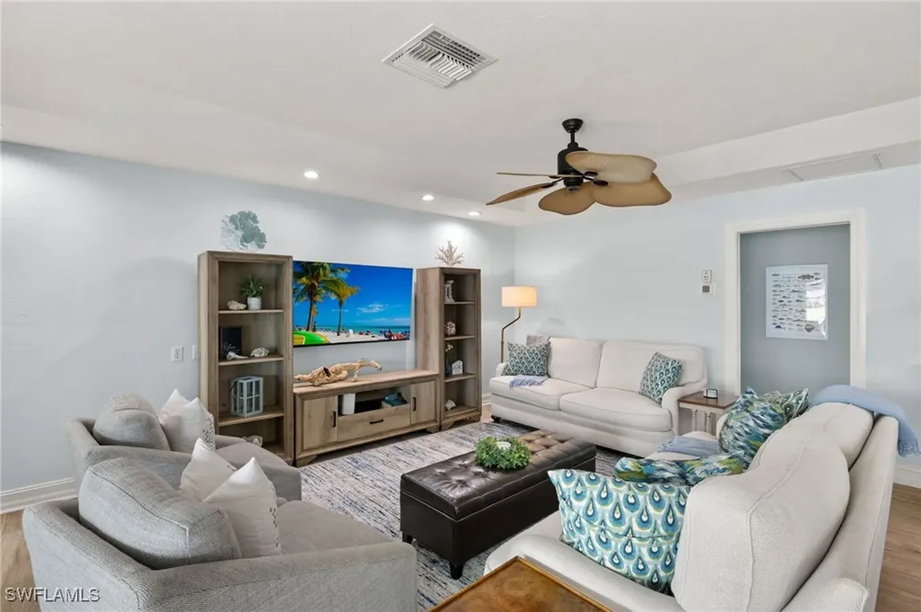 1236 Lamplighter Court Marco Island FL 34145