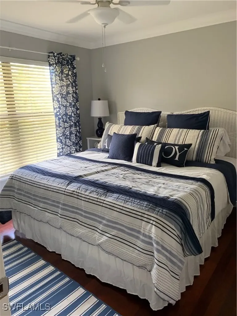 1747 Sandpiper Street Naples FL 34102