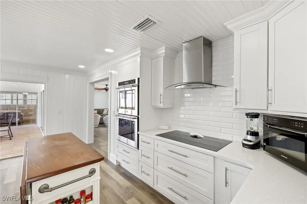 1400 Marlin Drive Naples FL 34102