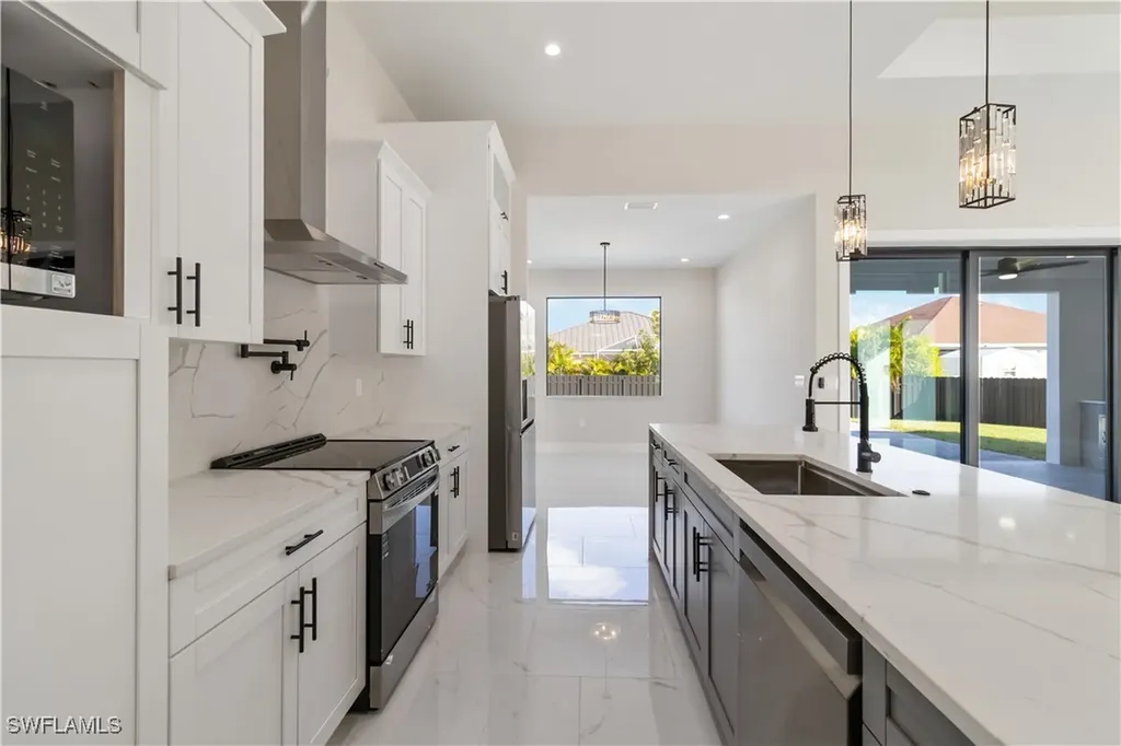 2015 NW 21 Street Cape Coral FL 33993