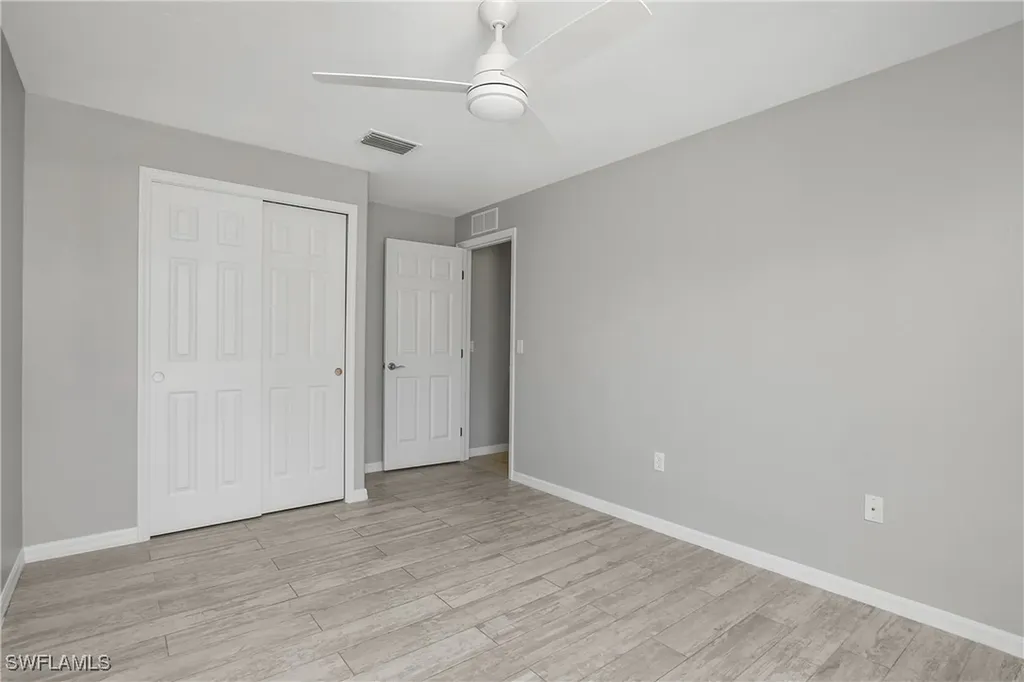2022 Fairmont Lane Naples FL 34120