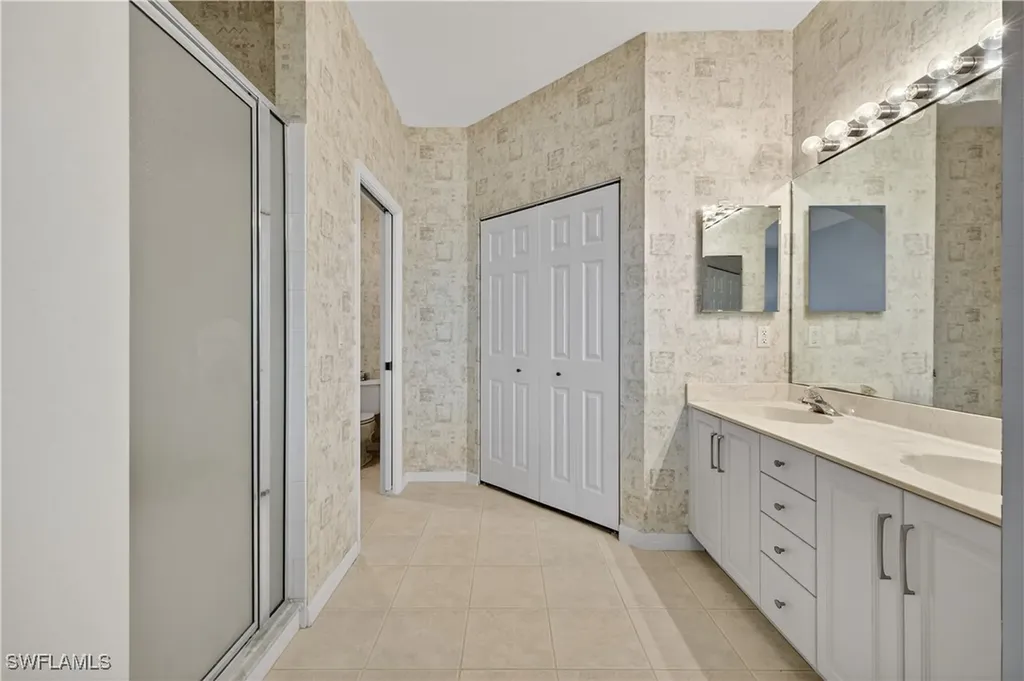 9346 S Lake Abby Lane Bonita Springs FL 34135