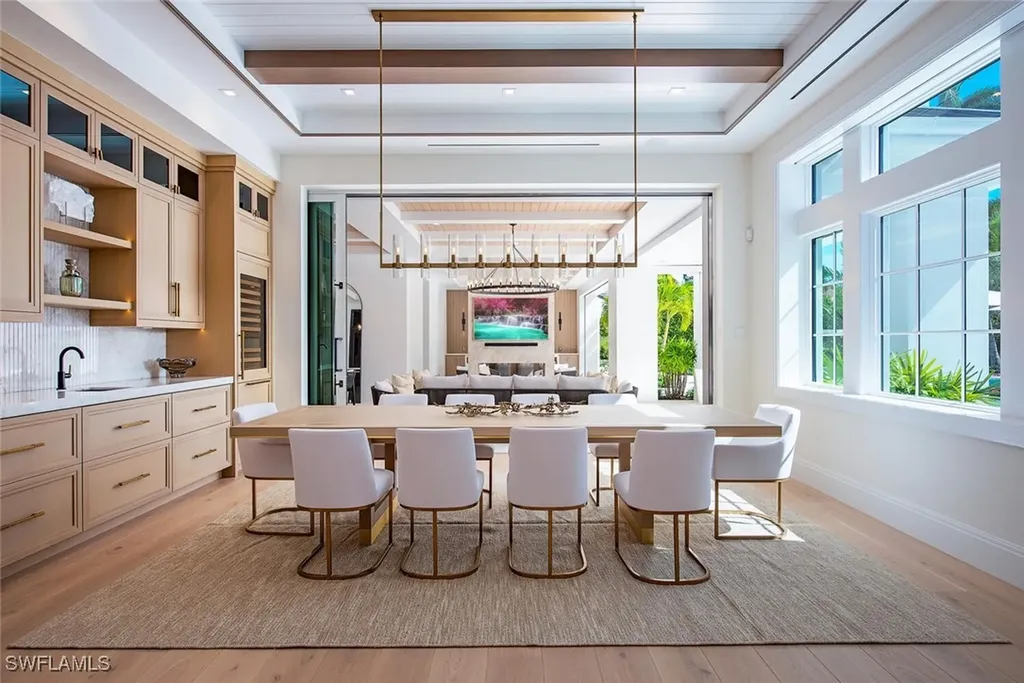 1731 Gordon Drive Naples FL 34102