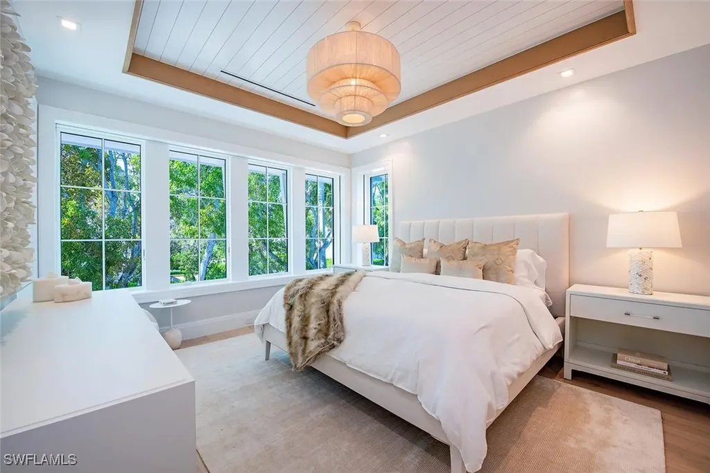 1731 Gordon Drive Naples FL 34102