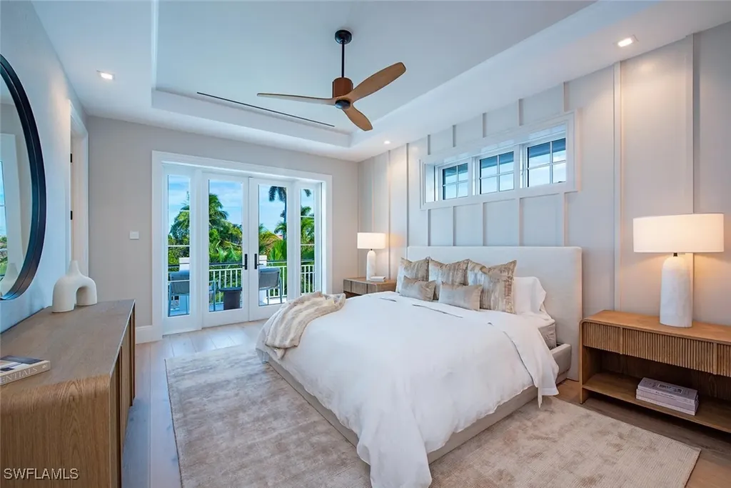 1731 Gordon Drive Naples FL 34102