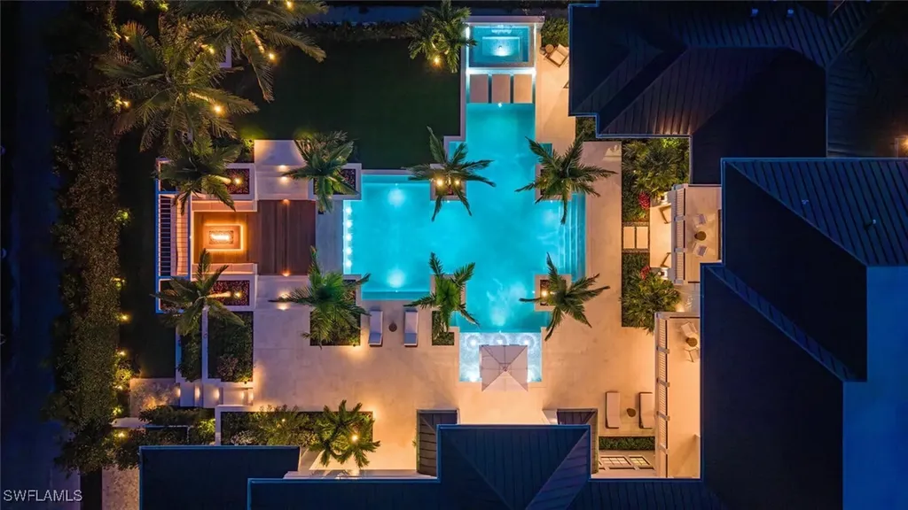 1731 Gordon Drive Naples FL 34102