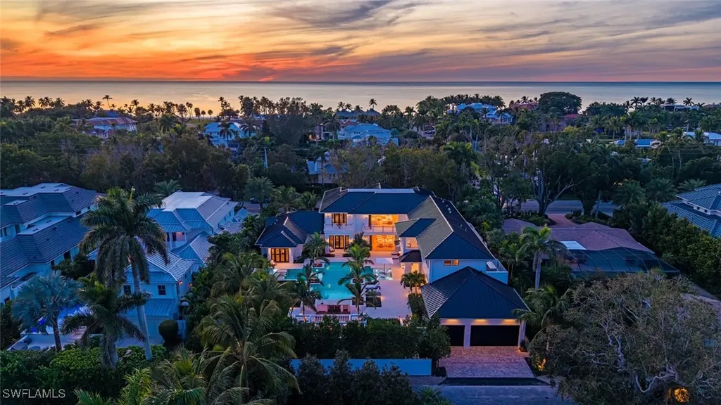 1731 Gordon Drive Naples FL 34102