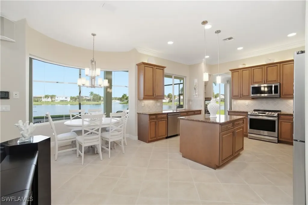 1879 Ivory Cane Point Naples FL 34119