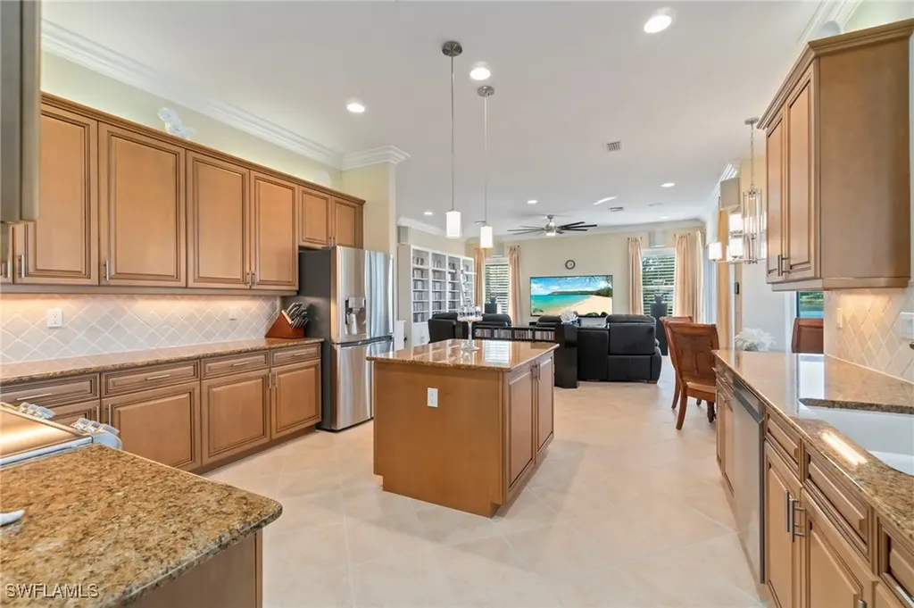 1879 Ivory Cane Point Naples FL 34119
