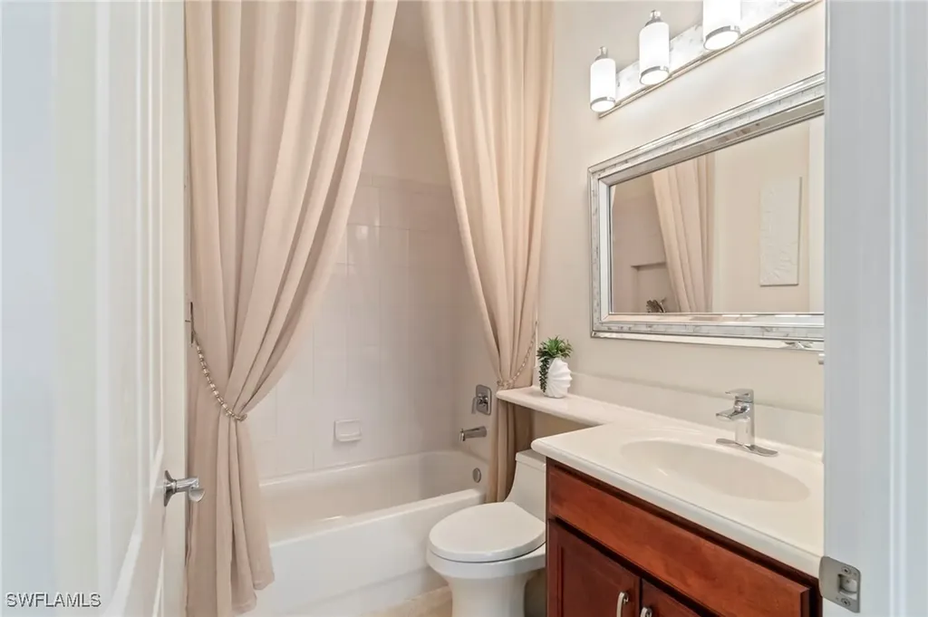 1879 Ivory Cane Point Naples FL 34119