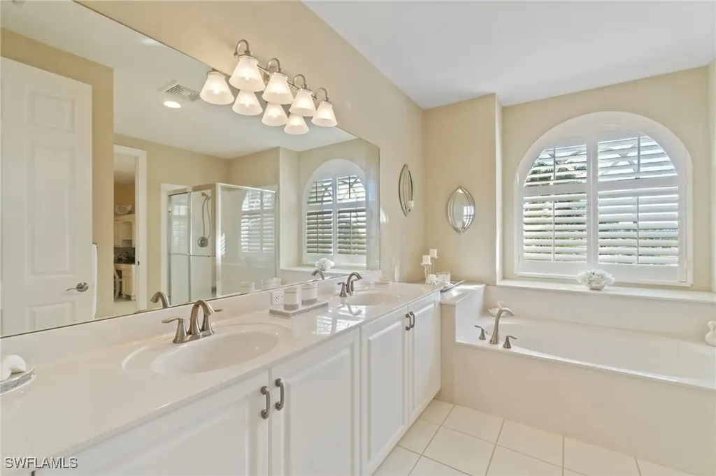1879 Ivory Cane Point Naples FL 34119