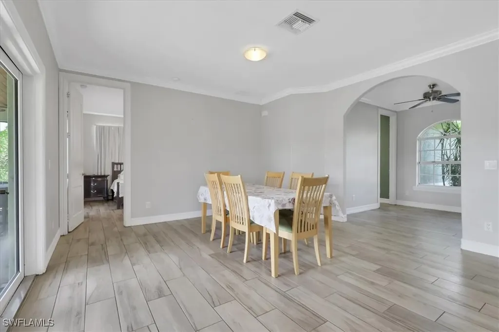 748 41st Avenue NW Naples FL 34120