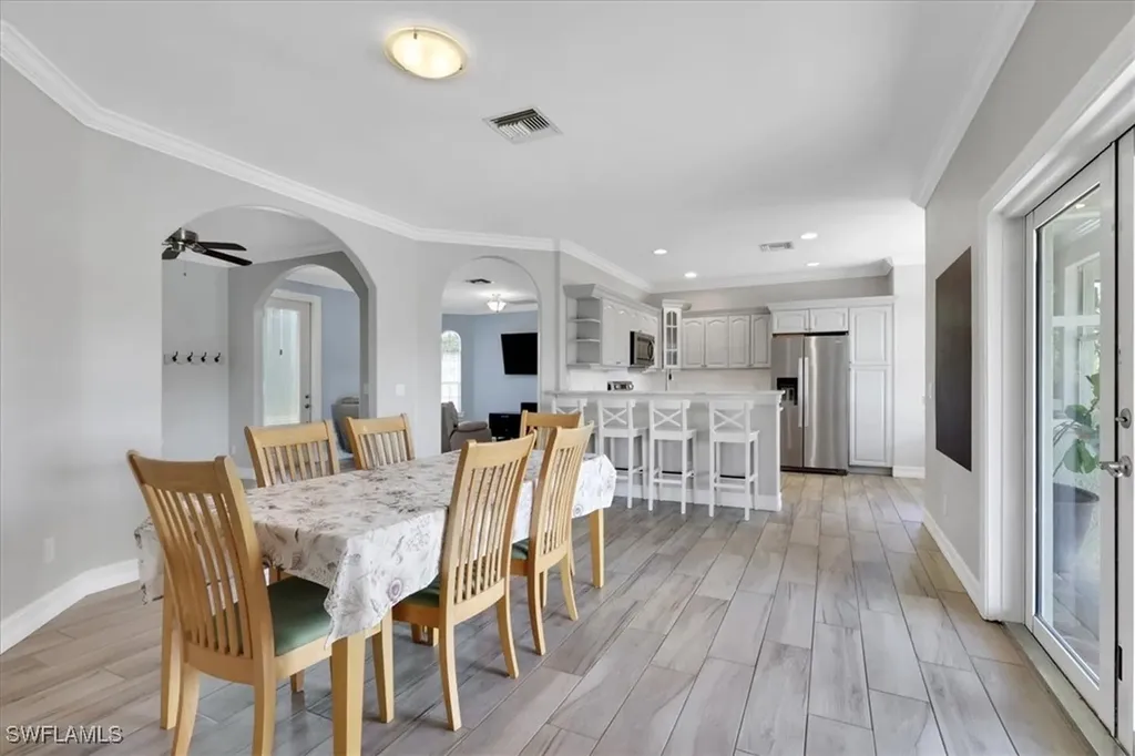 748 41st Avenue NW Naples FL 34120