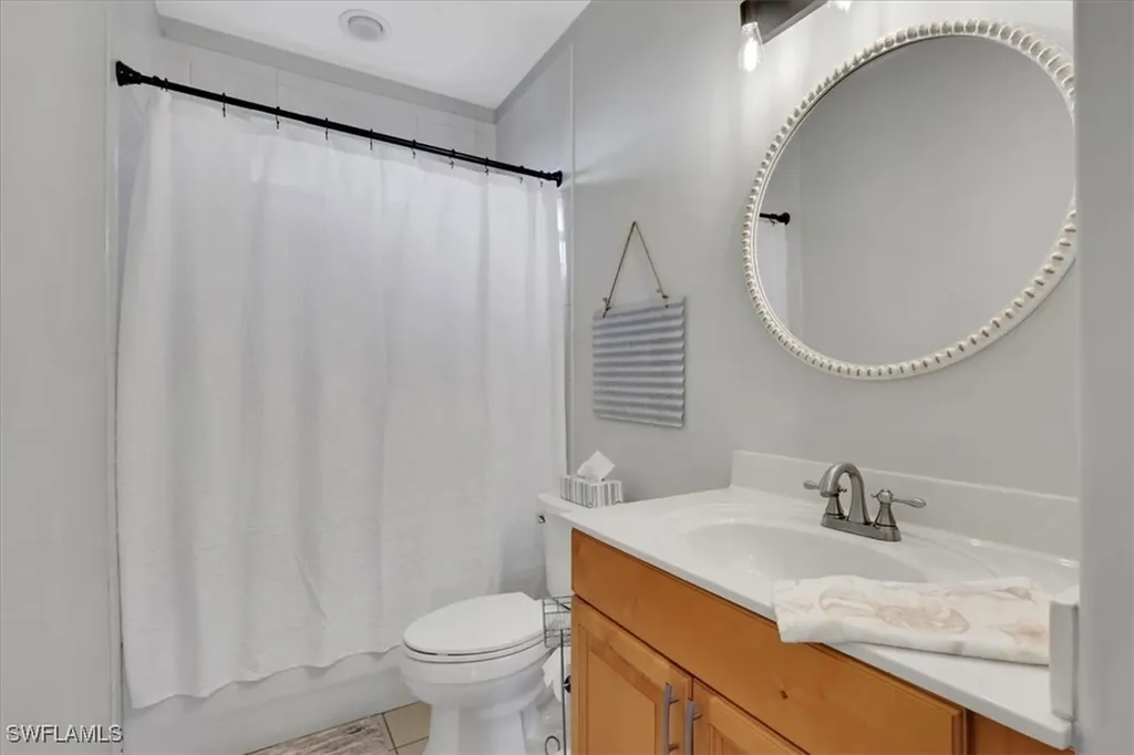 748 41st Avenue NW Naples FL 34120