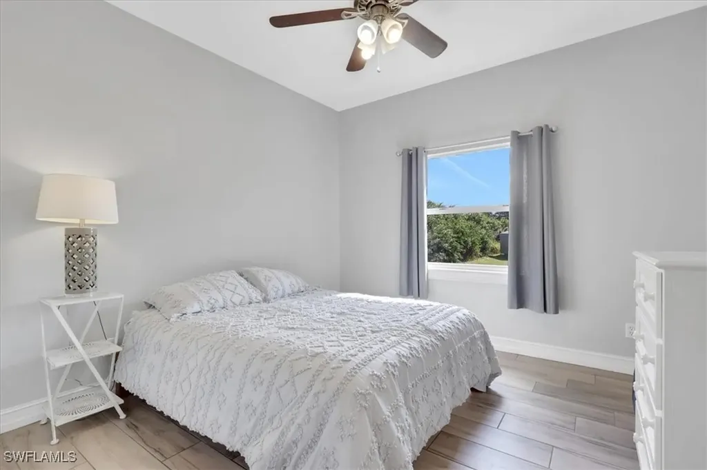 748 41st Avenue NW Naples FL 34120