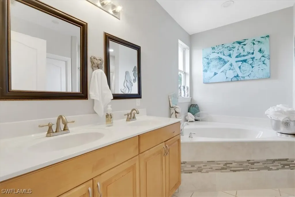 748 41st Avenue NW Naples FL 34120