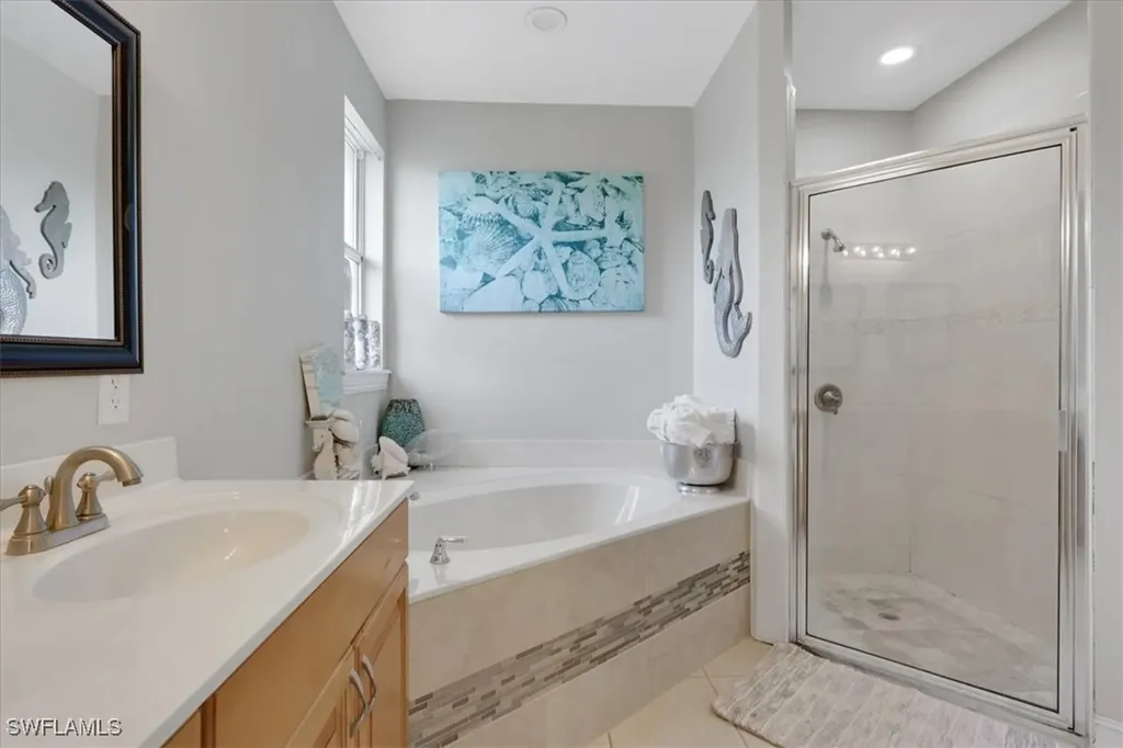 748 41st Avenue NW Naples FL 34120