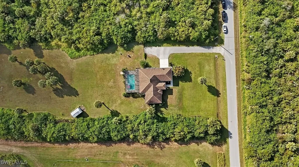 748 41st Avenue NW Naples FL 34120