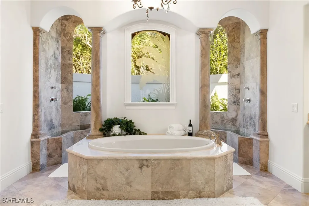 185 Tupelo Road Naples FL 34108