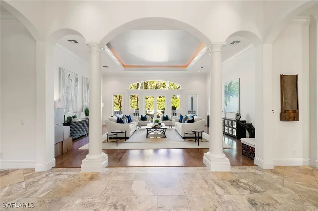 185 Tupelo Road Naples FL 34108