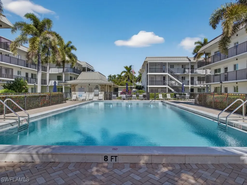 766 Central Avenue Naples FL 34102