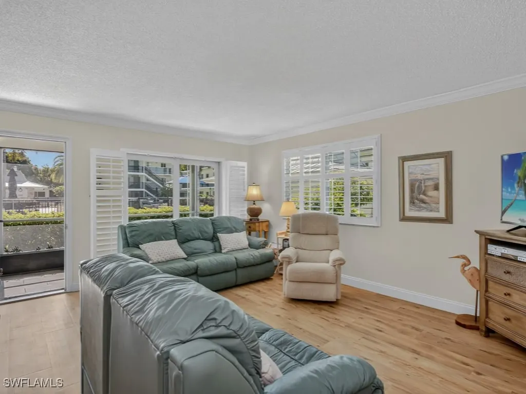 766 Central Avenue Naples FL 34102