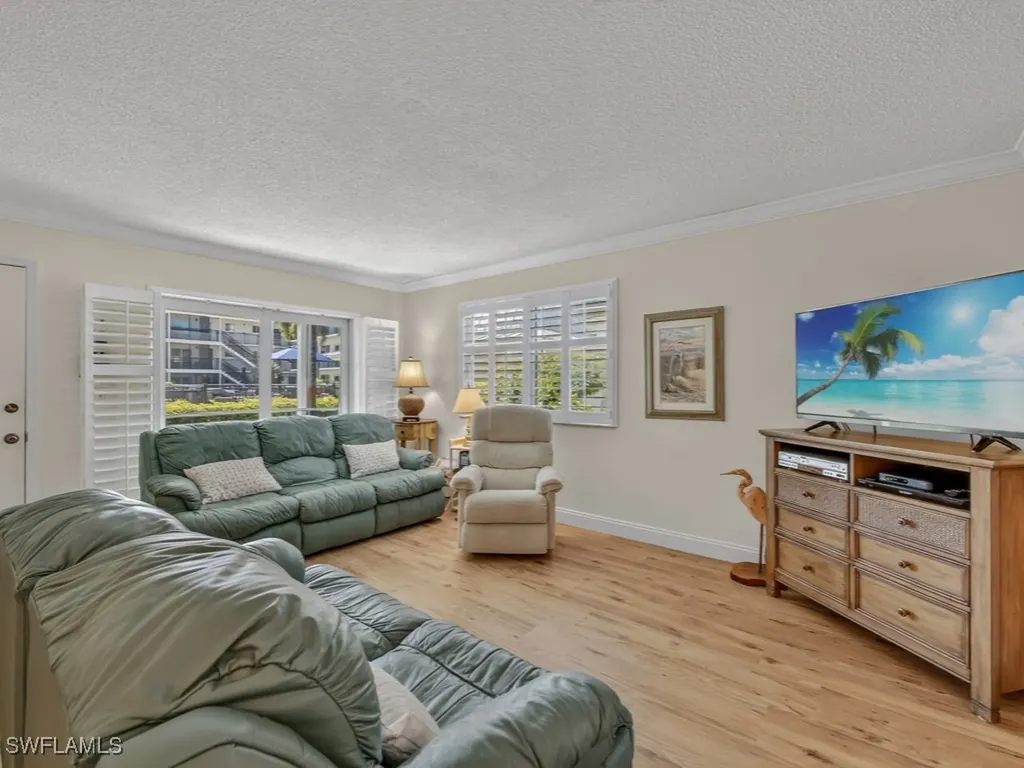 766 Central Avenue Naples FL 34102