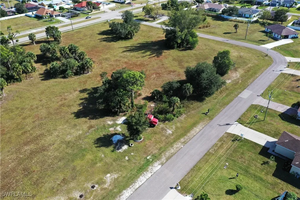 1623 SW 16th Court Cape Coral FL 33991