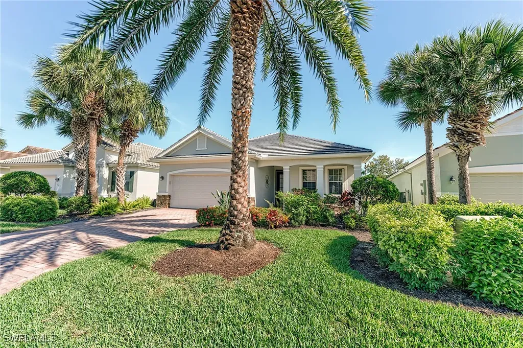 3806 Lakeview Isle Court Fort Myers FL 33905