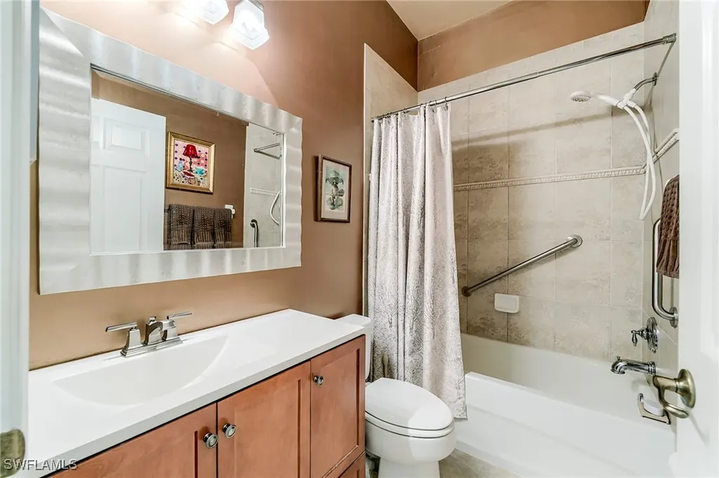 3806 Lakeview Isle Court Fort Myers FL 33905