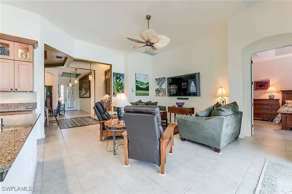 3806 Lakeview Isle Court Fort Myers FL 33905
