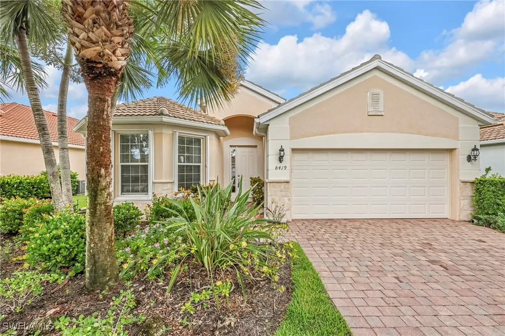 8419 Benelli Court Naples FL 34114