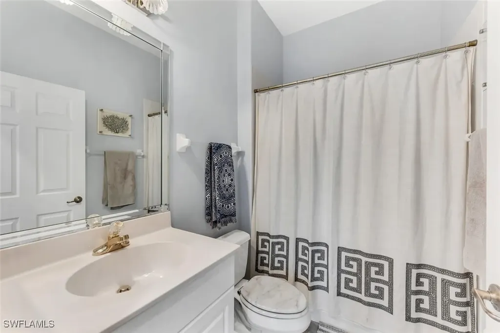 608 Vintage Reserve Lane Naples FL 34119