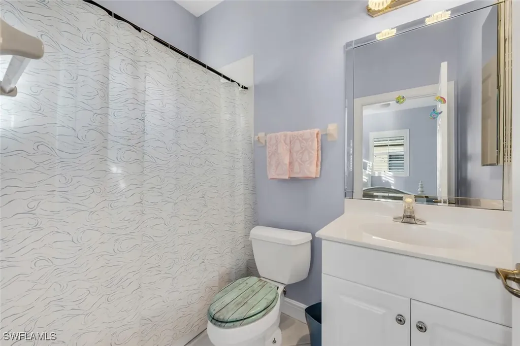 608 Vintage Reserve Lane Naples FL 34119